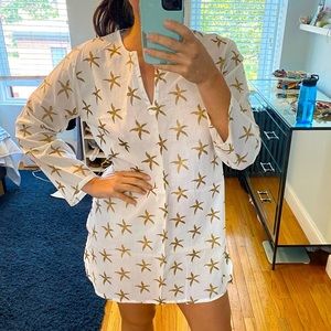 Preppy and chic swimsuit coverup